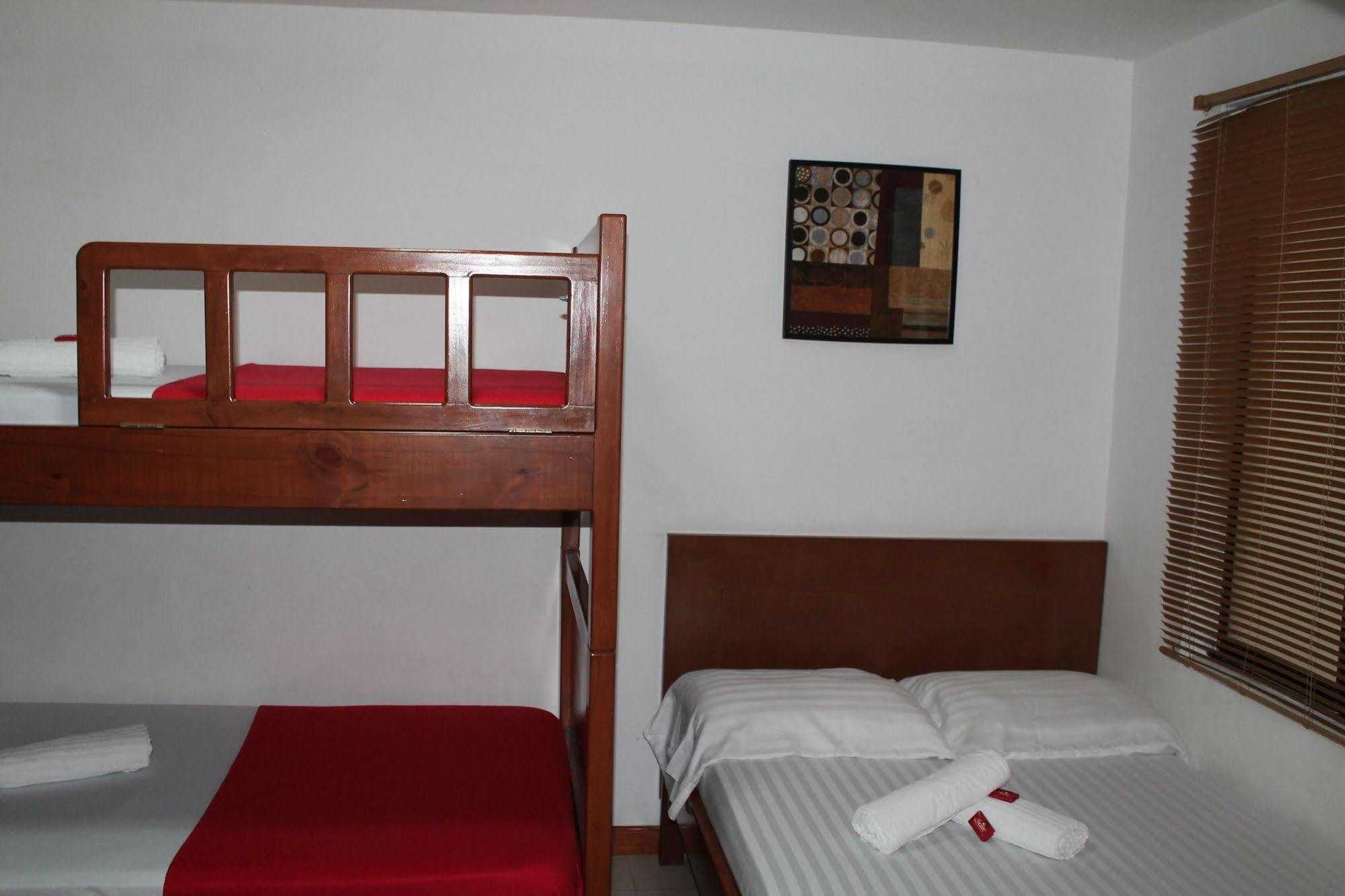 Pasadena Hostel Cali Exterior photo